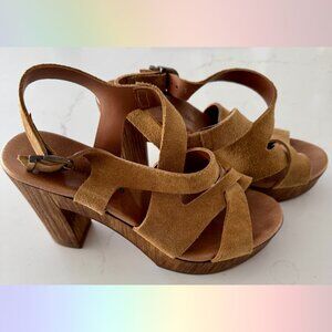 La Fée Maraboutée Heels – Tan Suede with Wood Heel sz 38